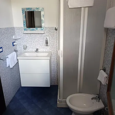 Bed & Breakfast A Due Passi Dal Mare 3*