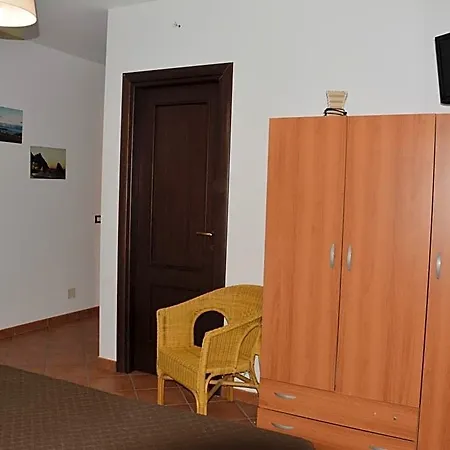 A Due Passi Dal Mare Отель типа 