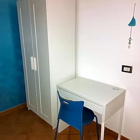 A Due Passi Dal Mare Bed and breakfast